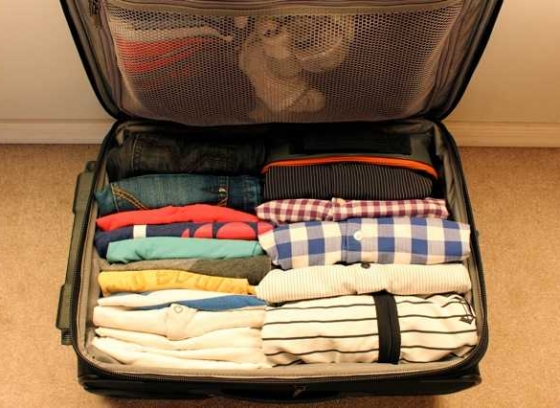 Cách sắp xếp đồ đạc trong vali thông minh để đi du lịch